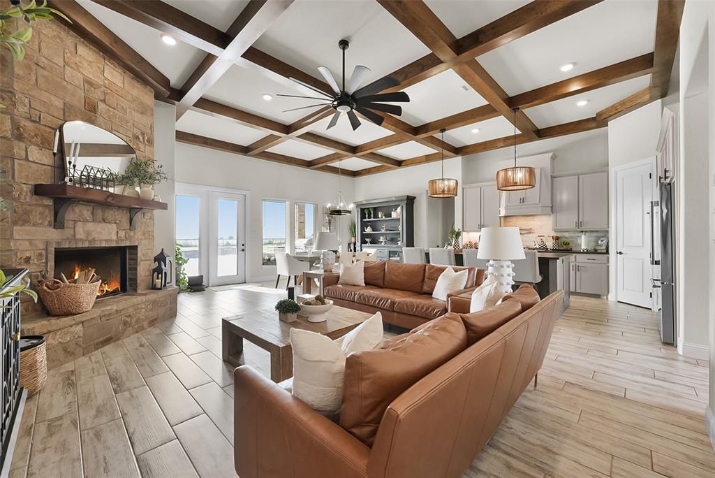 Las Palomas Estates - Residential