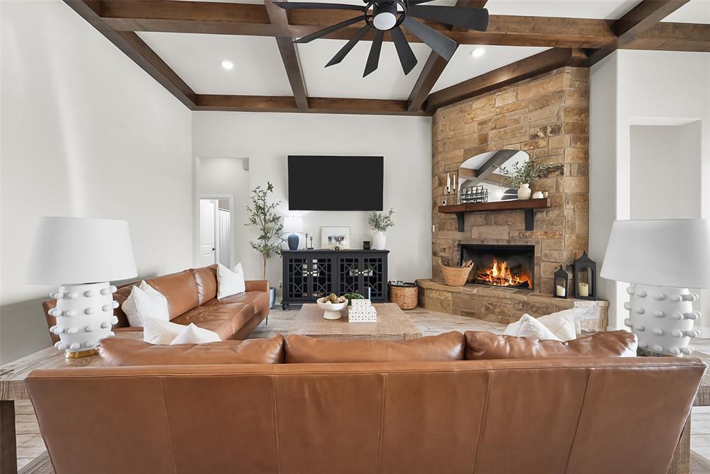 Las Palomas Estates - Residential