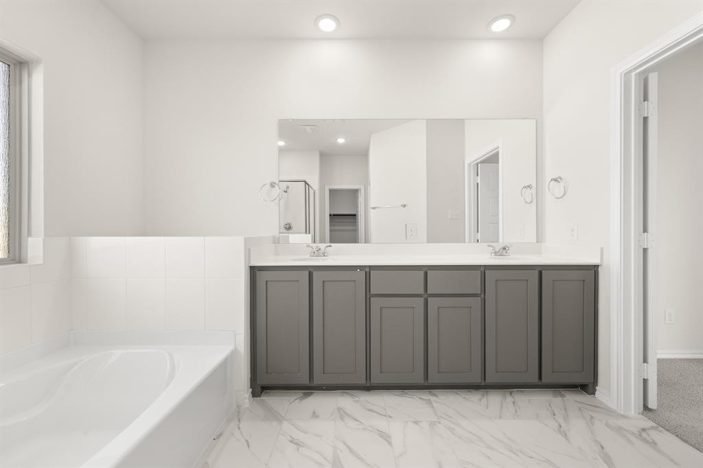 Myrtle Creek - Residential