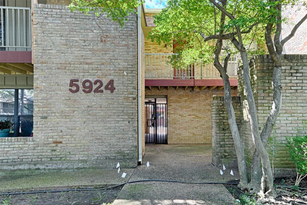Summerset Village Condo - Residential