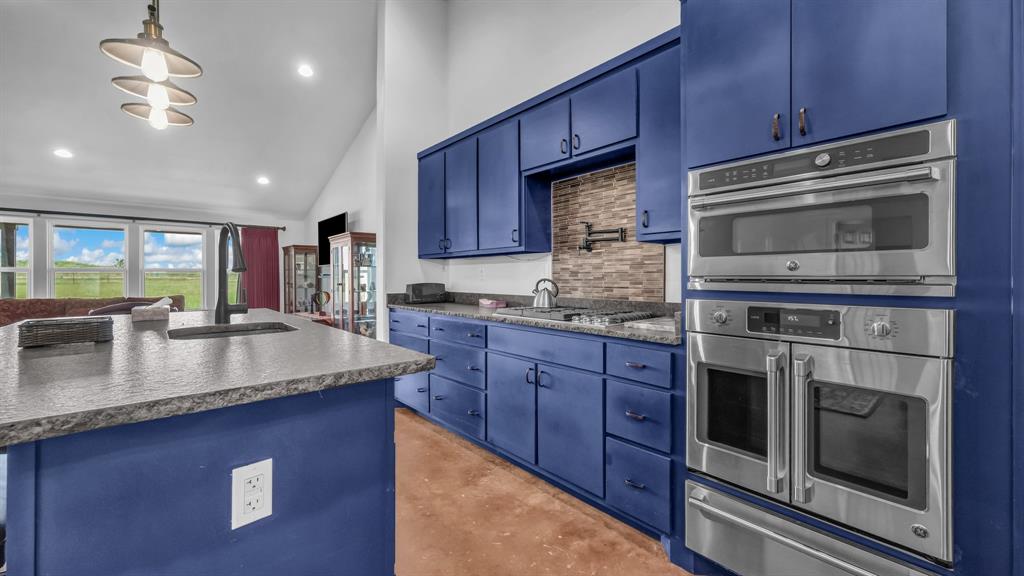 High View Meadows - Residential