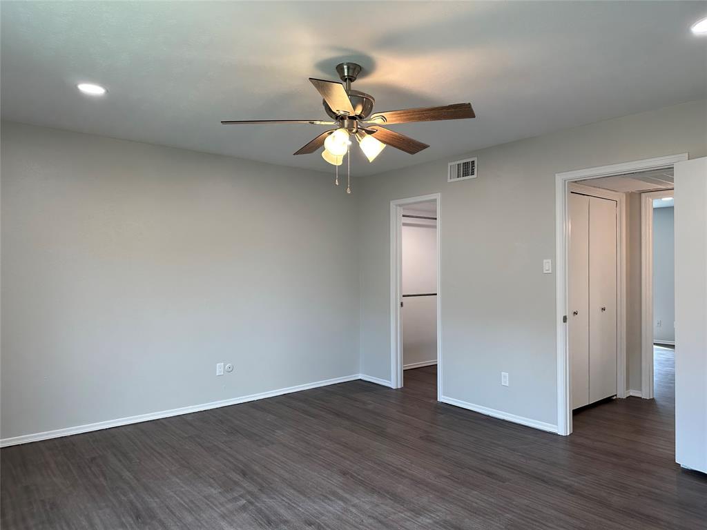 Ridglea Estate Condo - Residential