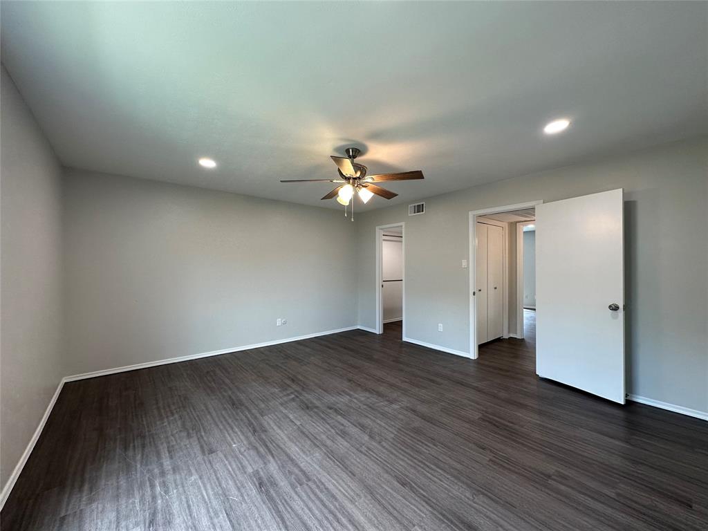 Ridglea Estate Condo - Residential