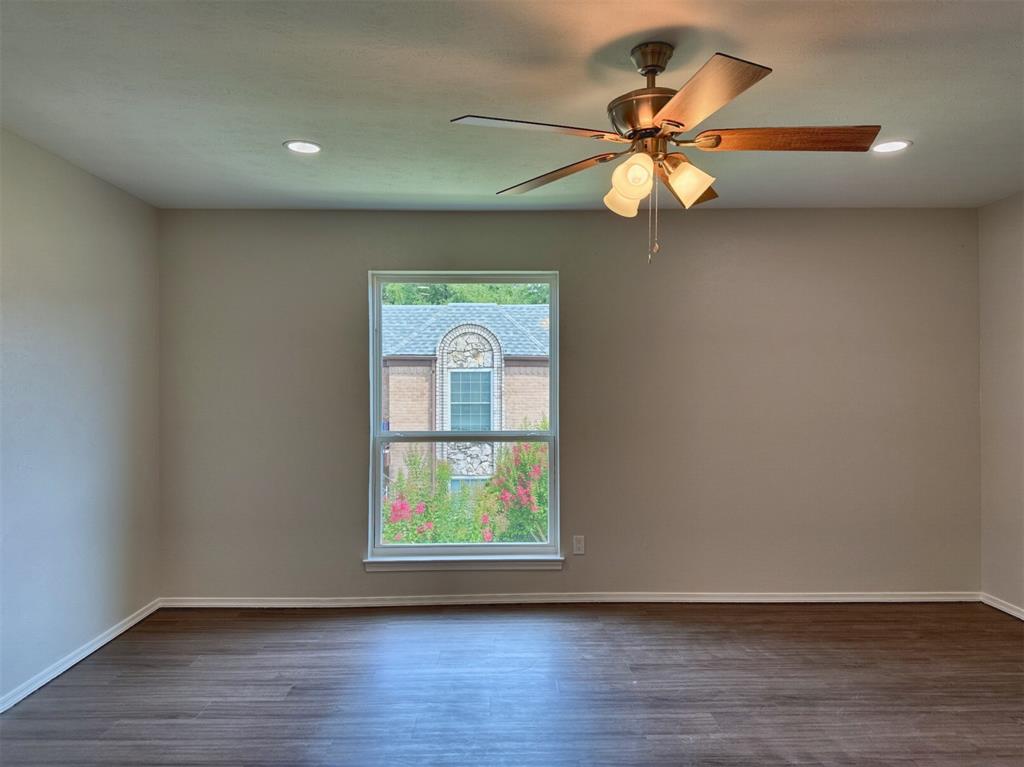 Ridglea Estate Condo - Residential