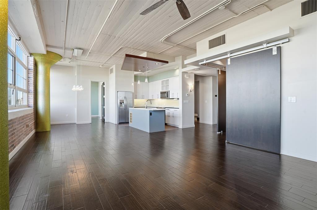 One Montgomery Plaza Residence Condo - Residential