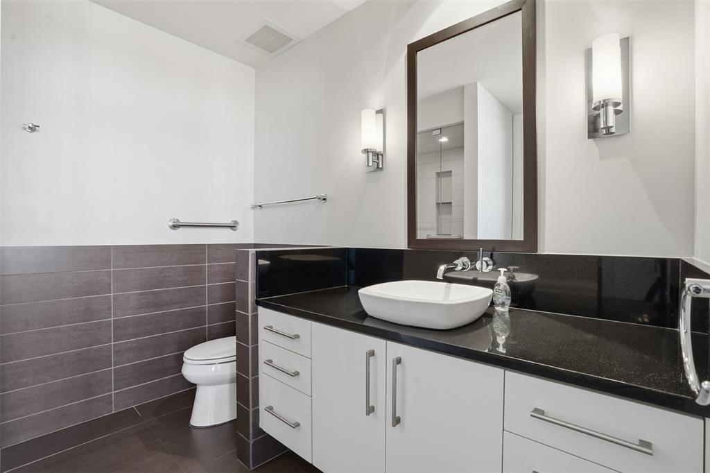 One Montgomery Plaza Residence Condo - Residential