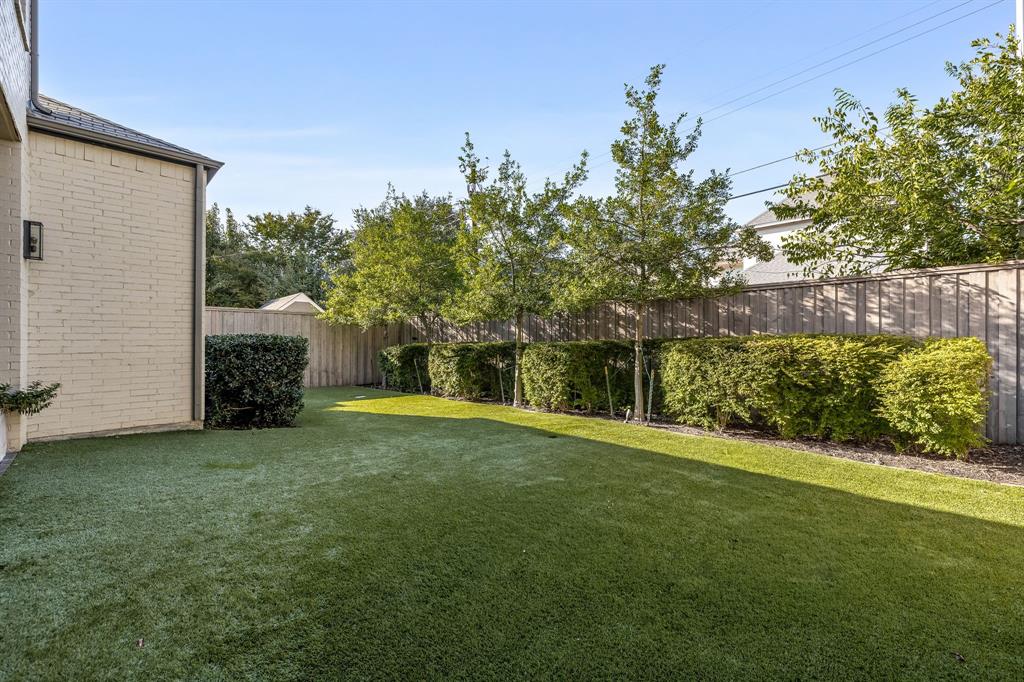 Linwood Place - Residential