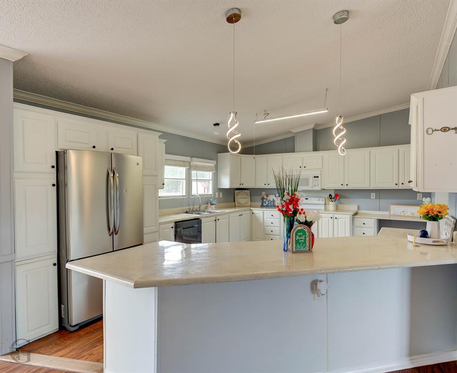 Woolworth Oaks - Residential