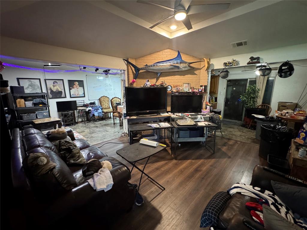 Highland Meadow-Rev - Residential