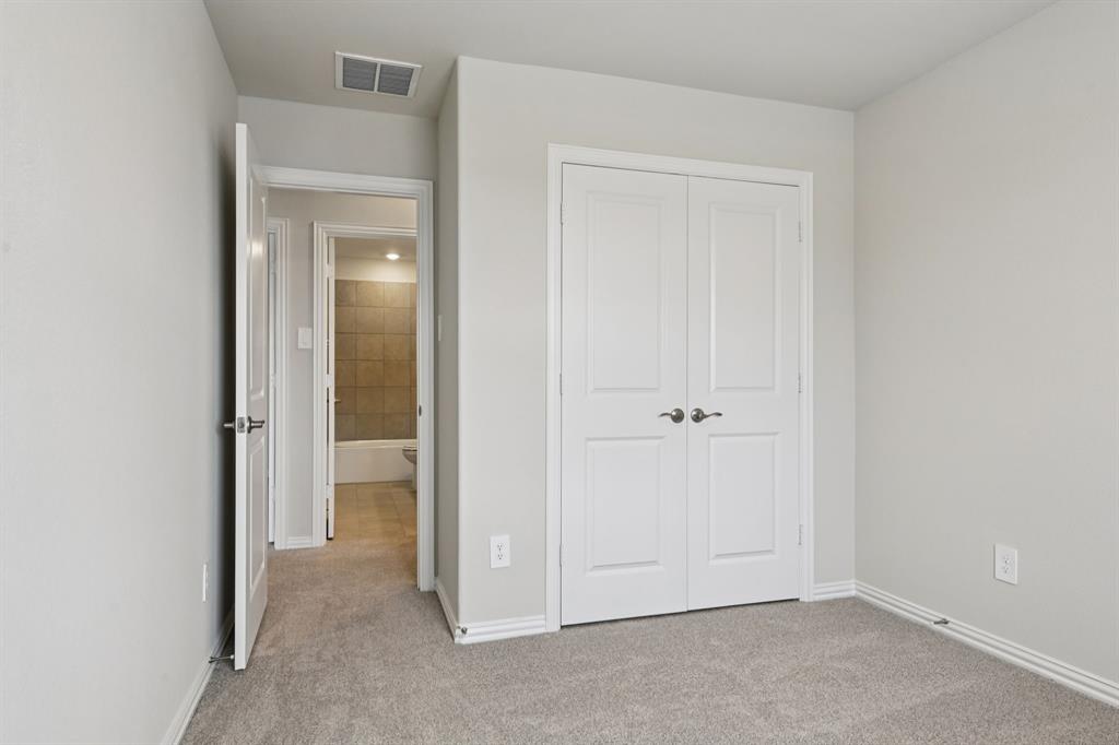 Lakehaven - Residential