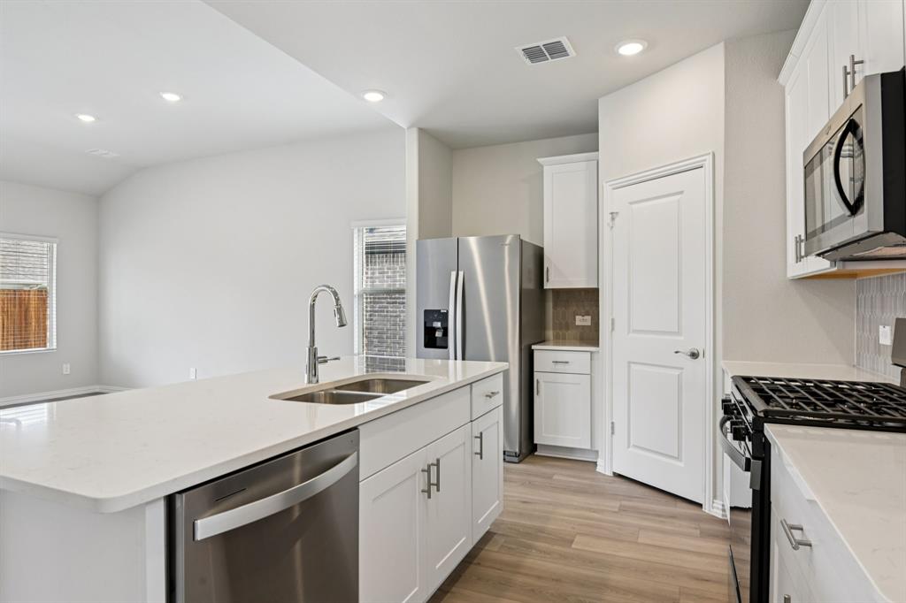 Lakehaven - Residential