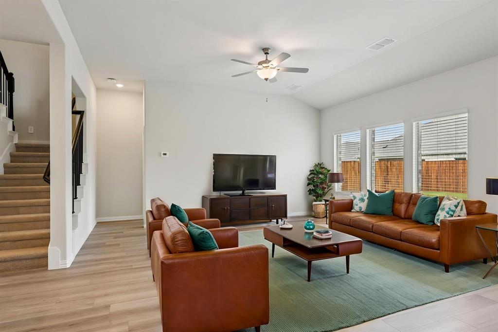 Lakehaven - Residential