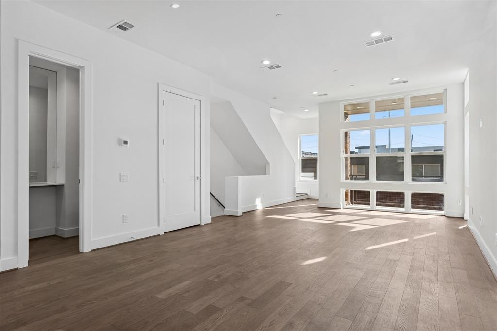 Lofts on Cedar Springs - Residential