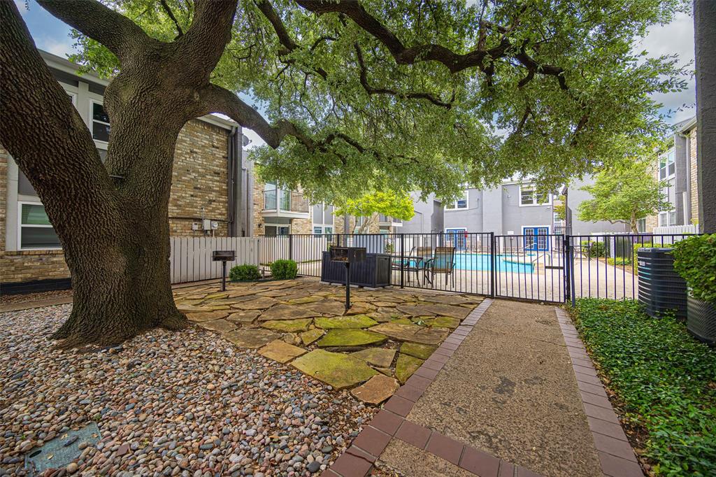 Arbor Court Condo - Residential