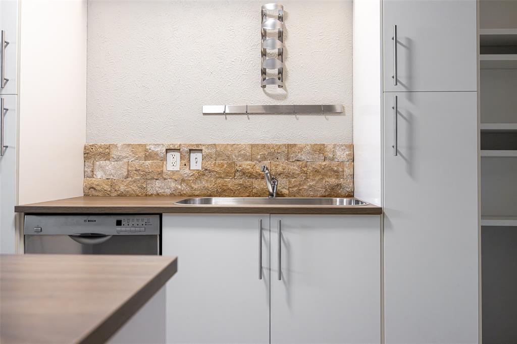 Arbor Court Condo - Residential