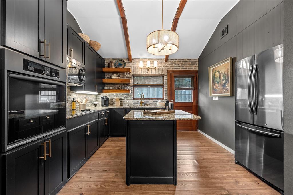 Pioneer Cove - Residential