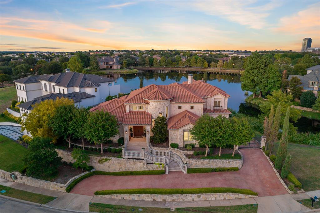 The Lakes On Legacy Drive Ph II - Residential