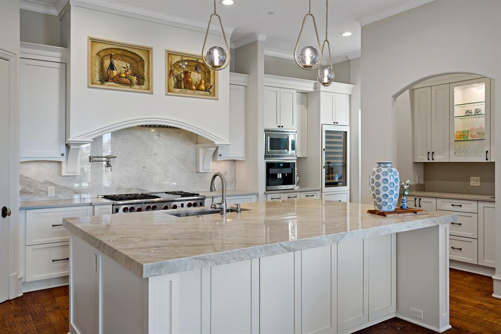 The Lakes On Legacy Drive Ph II - Residential