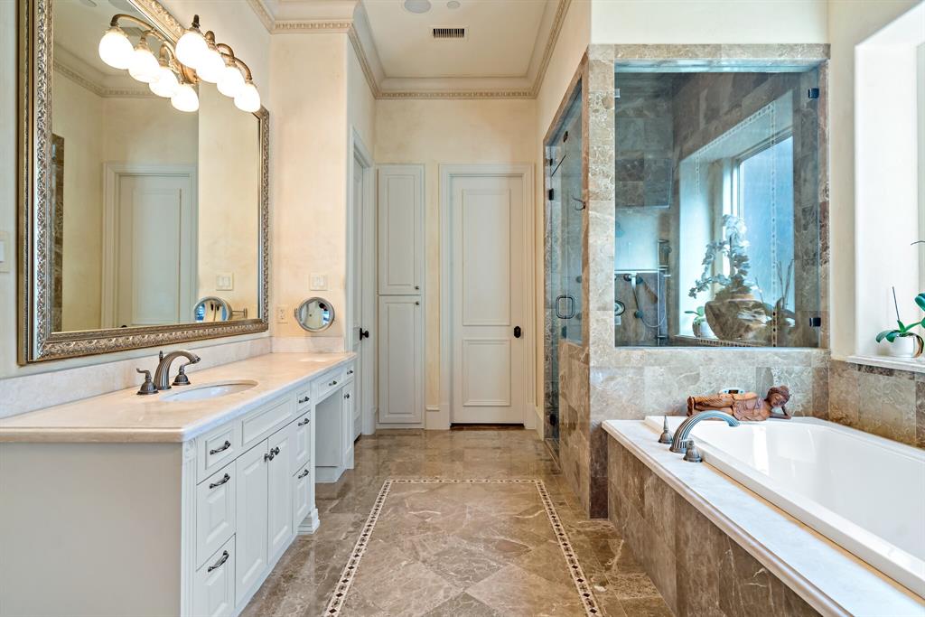 The Lakes On Legacy Drive Ph II - Residential