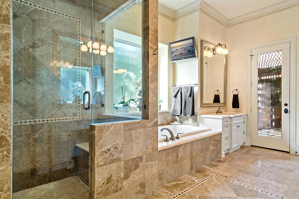 The Lakes On Legacy Drive Ph II - Residential