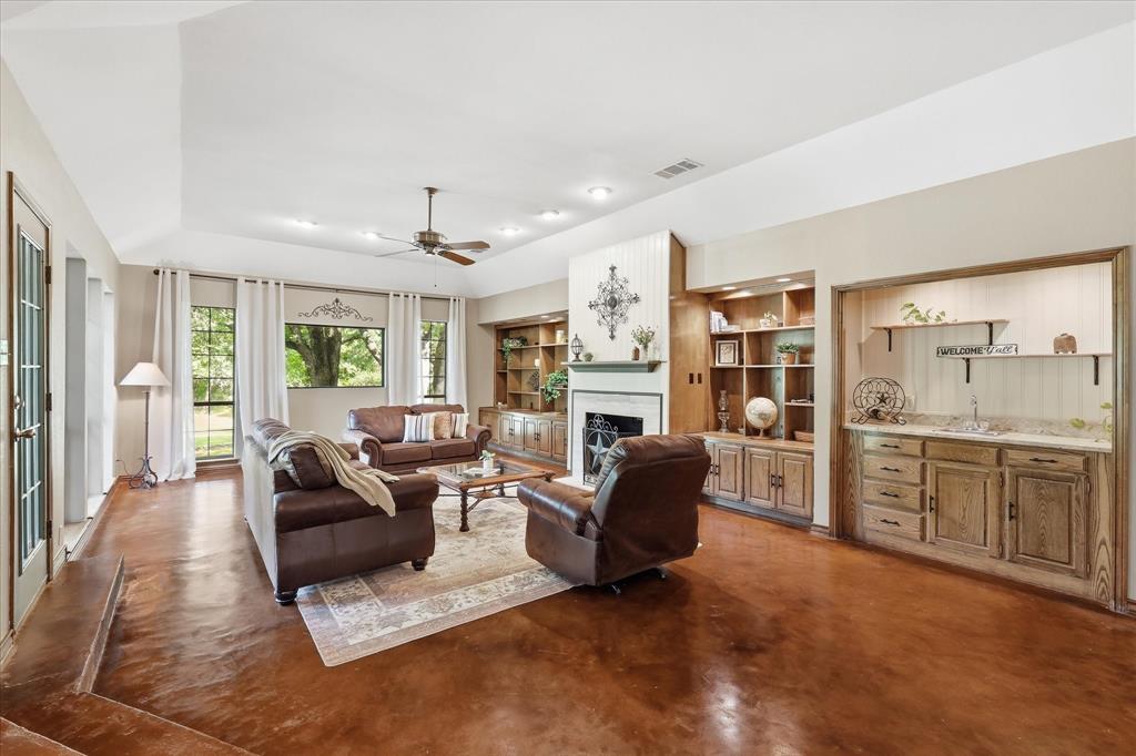 Dry Creek Estates - Residential