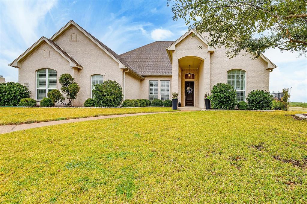 Multiple Offers Received - highest and best due by 2pm on Mon, Dec 11th! This custom single-story home offers beautiful curb appeal, mature landscaping with sprinkler system and up-lighting, and two wood burning fireplaces.  Spacious open living concept includes meticulously renovated kitchen, breakfast bar, and new designer light fixtures. Split bedrooms with the primary suite overlooking pool and with separate door for patio access. Enjoy the views with floor to ceiling windows, remote blinds in living and plantation shutters. Outdoor living and entertaining year-round with partially enclosed patio with fireplace, pool (just updated!) with tanning deck, and surround sound throughout. Attic with radiant barrier and excess decking for storage, drip lines on sprinkler, and surveillance system. Perfectly situated between holes 10 & 11 of Whitestone Golf Course. Don’t miss it!