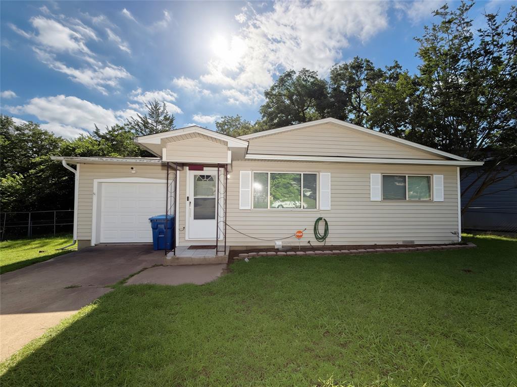 Opportunity awaits at 1200 Park Drive in Denison, Texas. This 2 bedroom, 1 bathroom single-family residence offers a practical layout and excellent potential for an owner-occupant, investor, or renovation-minded buyer. Whether you are looking for a home to personalize or a project with possible resale or rental potential, this property provides a strong foundation for your vision.

Located in Denison, this home offers convenient access to local schools, downtown Denison, restaurants, shopping, parks, and outdoor recreation. Nearby area amenities include Waterloo Lake Regional Park, local dining options in downtown Denison, Lake Texoma, and Eisenhower State Park. The property is also located within the Denison ISD area, with nearby schools including Mayes Elementary, B. McDaniel Intermediate, Henry Scott Middle, and Denison High School.

This home may be especially appealing to buyers seeking a renovation project, investment opportunity, or property with value-add potential. With the right improvements, this home offers room to create something special in an established Denison location.

Buyer and buyer’s agent to verify all information, including but not limited to schools, square footage, lot size, zoning, property condition, utilities, taxes, restrictions, permitted uses, and any renovation or investment potential.