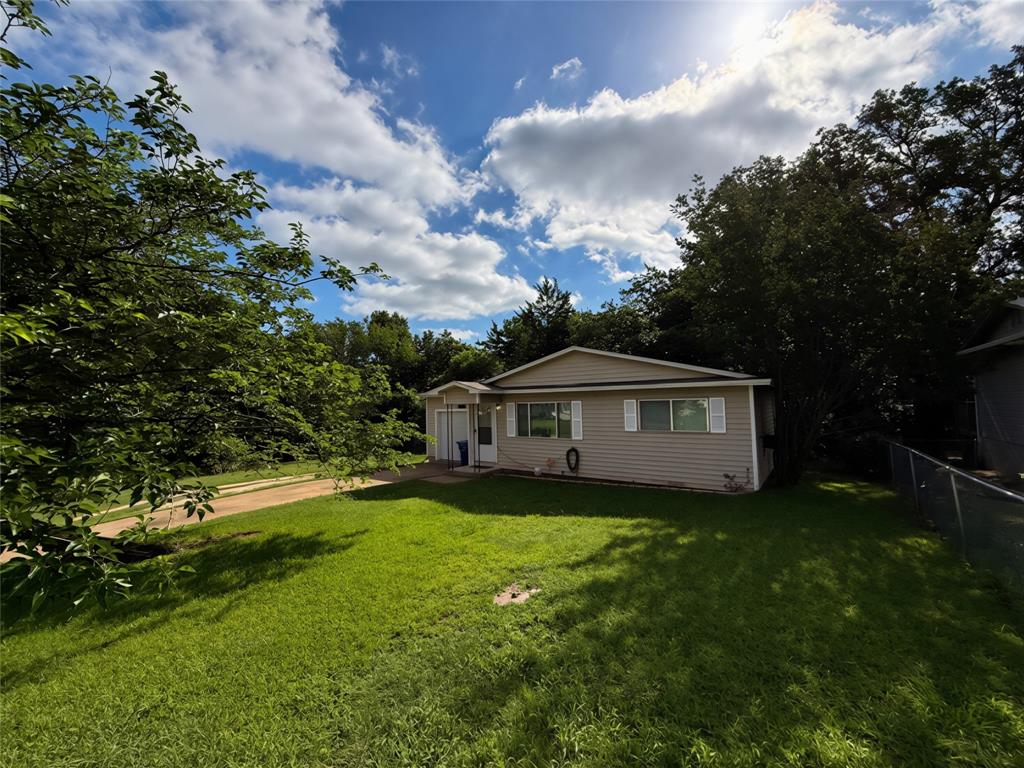 LAYNES WOODED ACRES ADDN - Residential