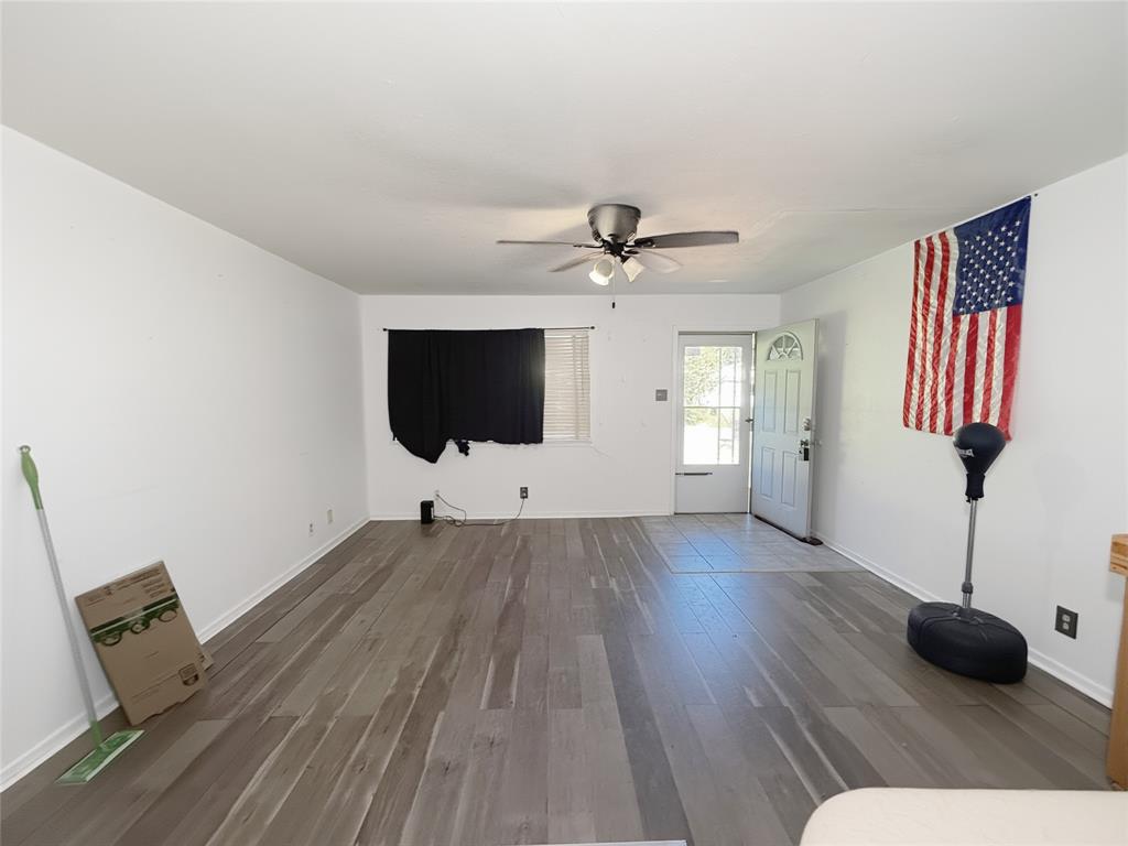LAYNES WOODED ACRES ADDN - Residential