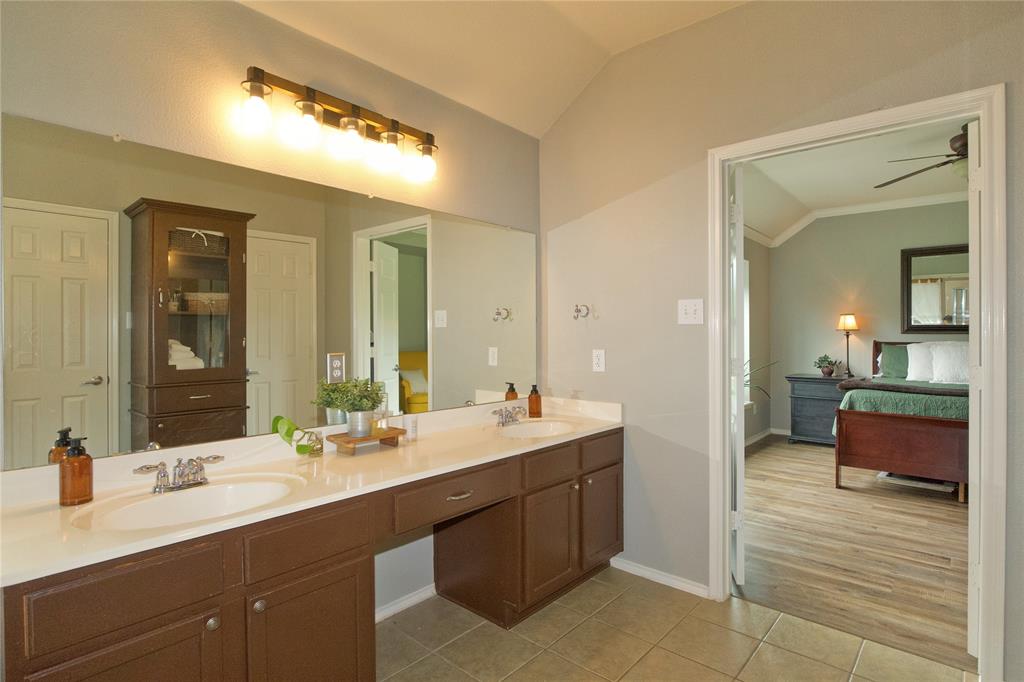 WINSOR MEADOWS AT WESTRIDGE PHASE 4 - Residential