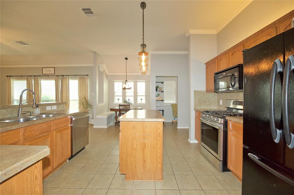 WINSOR MEADOWS AT WESTRIDGE PHASE 4 - Residential