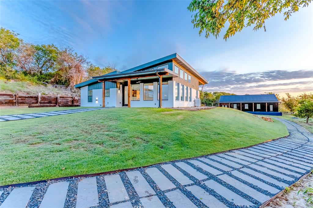 lake Bridgesport - Residential