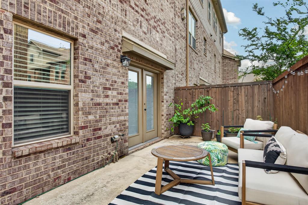 The Manors At Vista Ridge I Ad - Residential