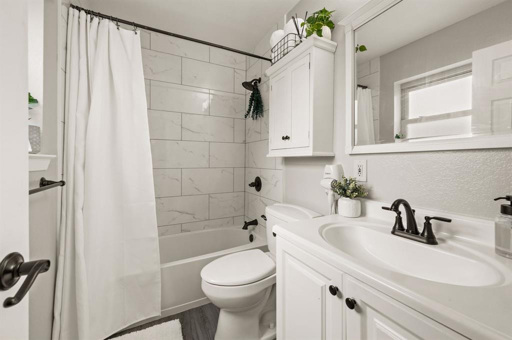 Emerald Hills Add - Residential