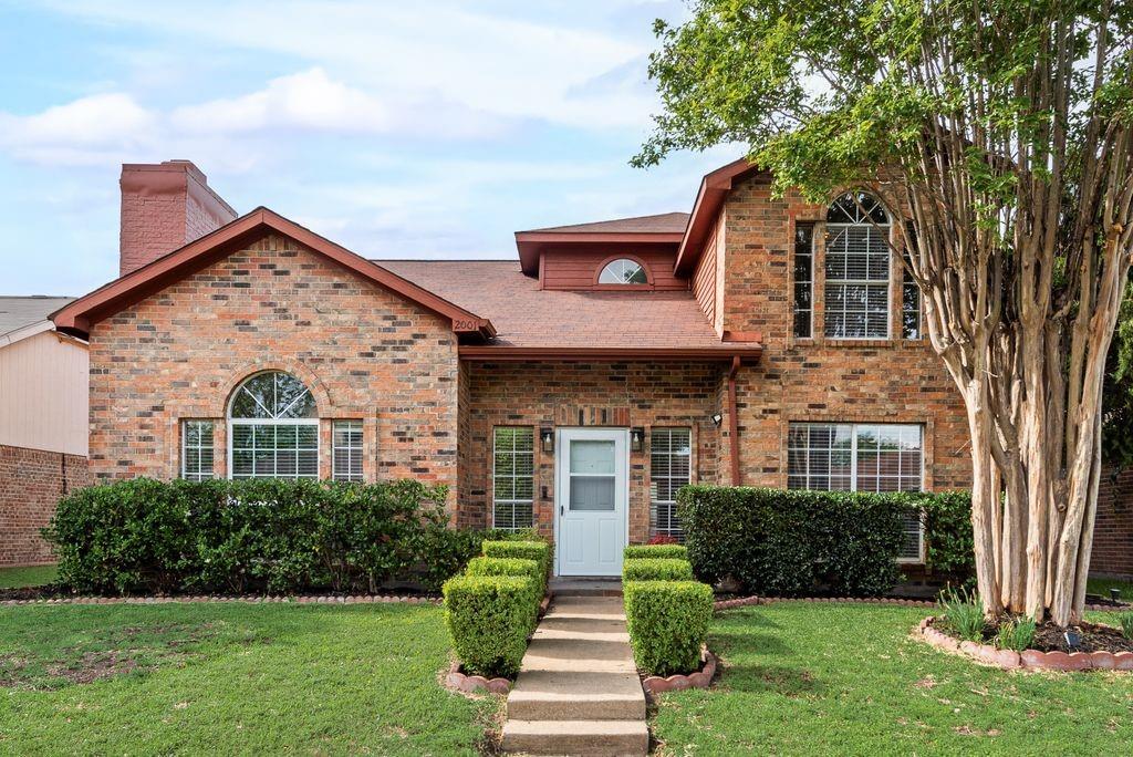 Charming and move-in ready, this beautifully updated 2-story home in Villages of Valley Creek offers style, comfort, and convenience. Step inside to find a light-filled living room with soaring two-story ceilings and a cozy brick fireplace, creating the perfect space to relax or entertain.
The kitchen is both functional and inviting, featuring granite countertops, stylish backsplash, stainless steel sink, electric range, dishwasher, a center island, abundant cabinetry, and a spacious pantry. Throughout the home, you’ll appreciate the durability and modern look of luxury vinyl plank and laminate flooring—no carpet anywhere.
Both bathrooms have been thoughtfully remodeled with tiled showers, a frameless glass shower door, new tub, updated mirrors, and contemporary light fixtures. Additional recent improvements include updated lighting, ceiling fans, new hardware, blinds, freshly painted garage, and replaced windows (one upstairs and one downstairs).
The exterior has been well cared for with a full power wash and a freshly stained fence, enhancing curb appeal. Out back, enjoy a generously sized yard with mature trees, landscaping, and a large patio—perfect for outdoor gatherings and everyday enjoyment.
Ideally located with easy access to Hwy 78 and the President George Bush Turnpike, and just minutes from Firewheel Town Center for shopping, dining, and entertainment.
Bonus: Refrigerator, washer, and dryer are negotiable!