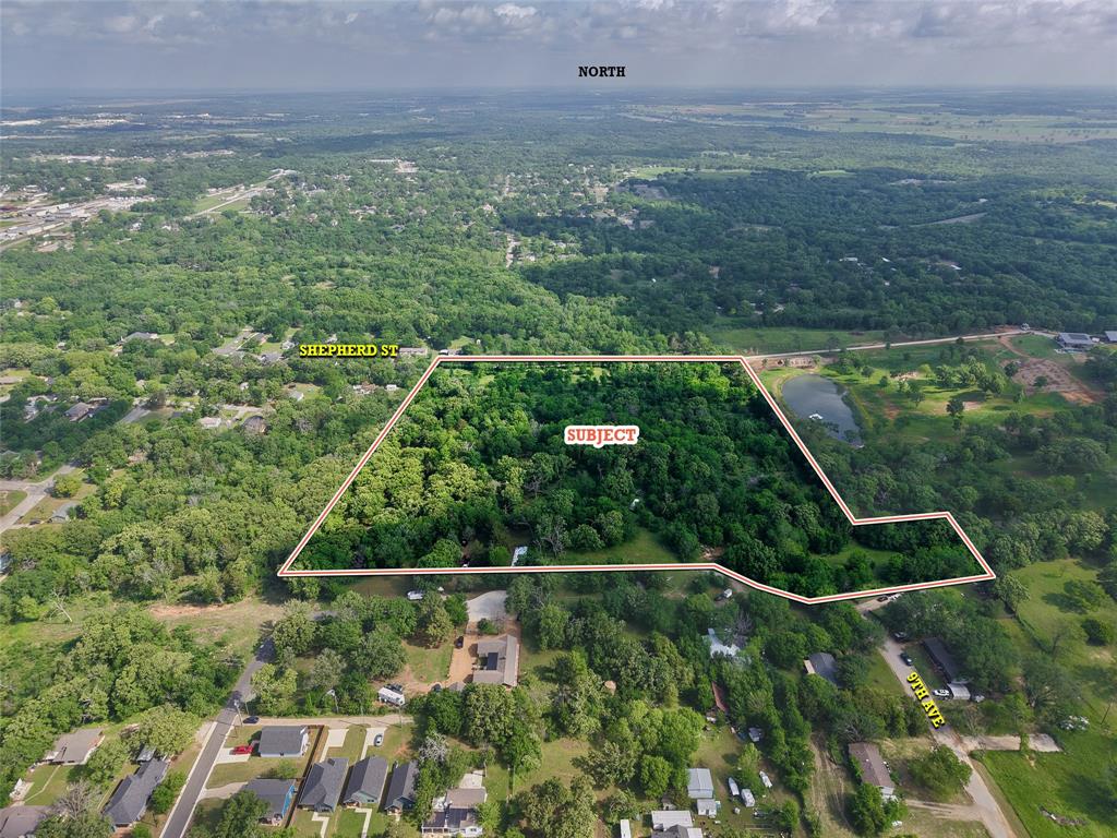 ±19.3 acres of prime development land in Denison, zoned for mobile home use and ideally suited for a manufactured housing community or residential investment project. The site offers access to city water and city sewer, providing valuable utility infrastructure for future development. With strong demand in the growing Denison market, this property presents an excellent opportunity for investors, developers, or owner-users seeking a well-positioned tract with flexible housing potential.
