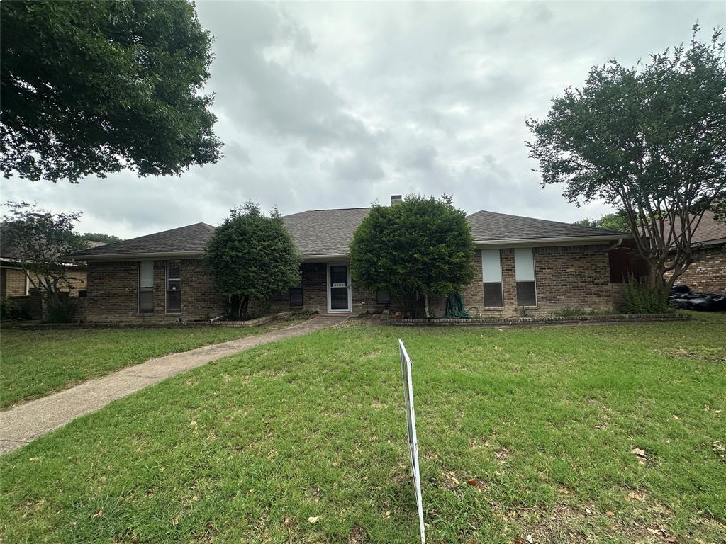 Investment Opportunity
Don't miss this exceptional opportunity to own or invest in a property nestled in one of Dallas's most desirable neighborhoods. This home is appraised at $410,000 as-is — with an after-repair value (ARV) surpassing $500,000, the upside is undeniable.
This property needs only cosmetic updates to unlock its full potential, meaning no heavy lifting — just your vision and finishing touches. Whether you're an investor looking for a strong return or a buyer ready to personalize your dream home, this is the kind of deal that rarely comes along in a neighborhood this sought-after.