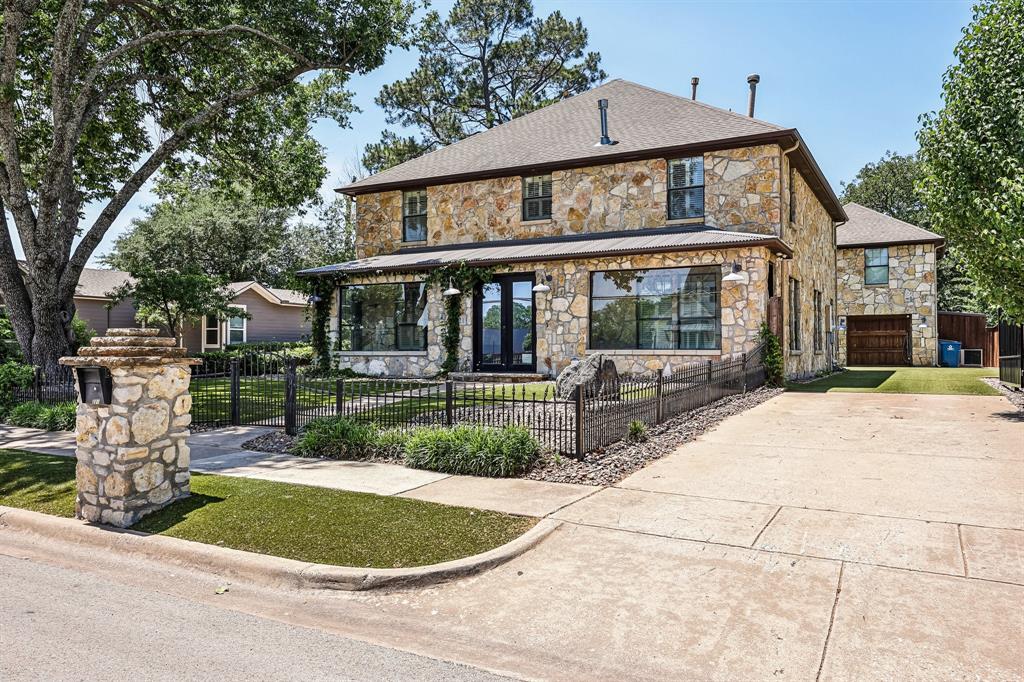 Pemberton Estates - Residential