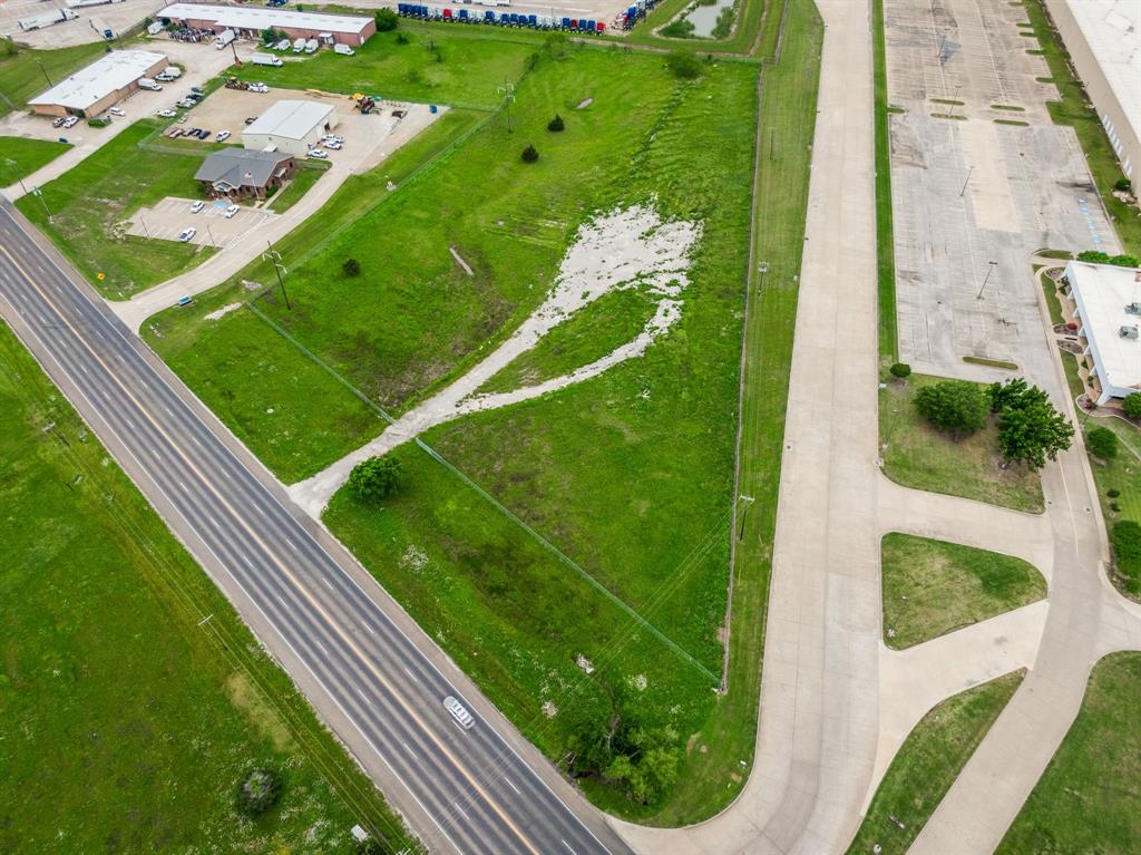 Corsicana - Commercial Sale
