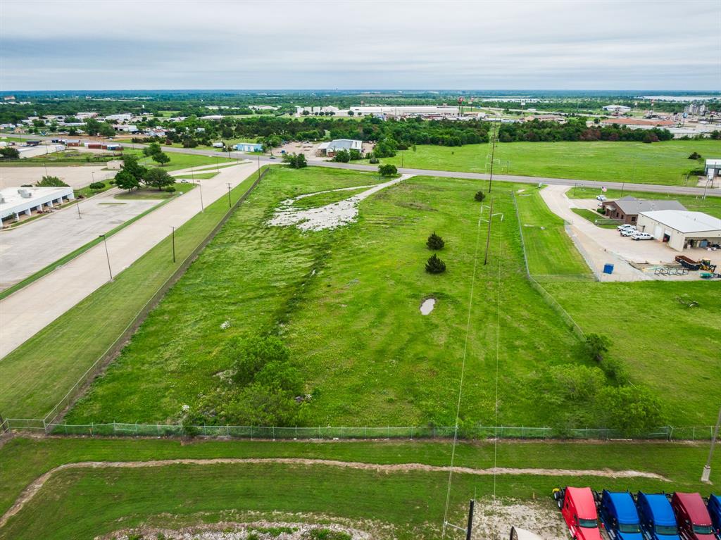 Corsicana - Commercial Sale