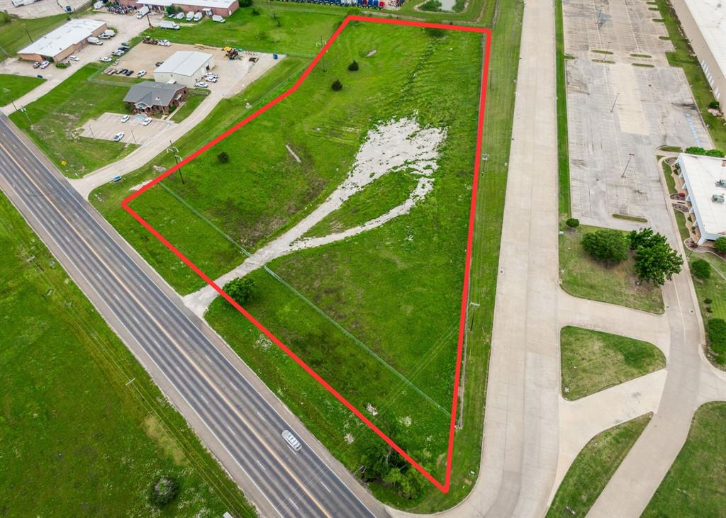 Corsicana - Commercial Sale
