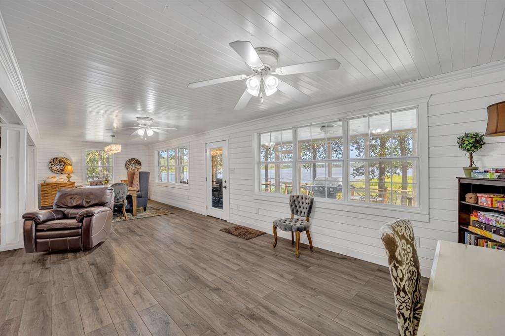 Lake Striker - Residential