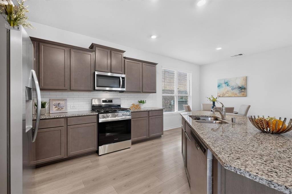 Weston Ridge Ph I - Residential