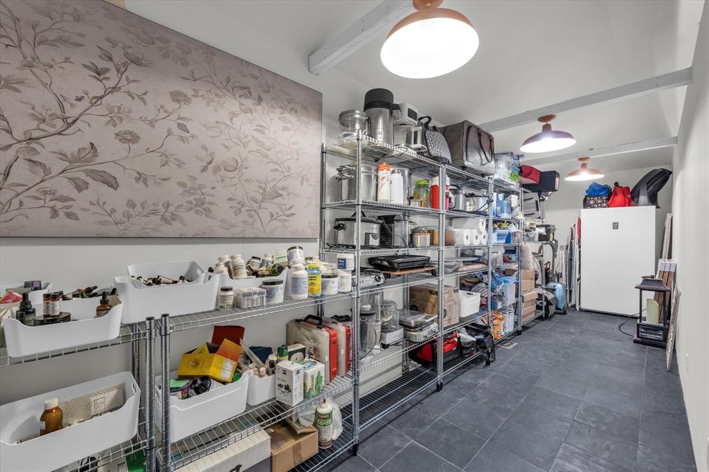 William S Hotchkiss Surv 16 Ab - Residential