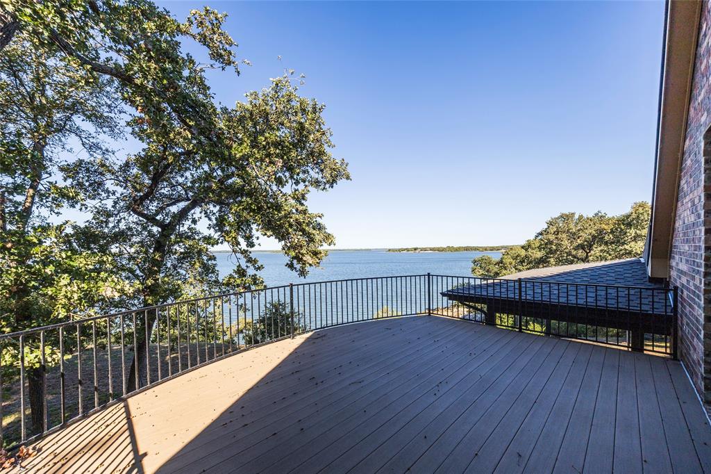 Emerald Sound At Lake Lewisville - Residential