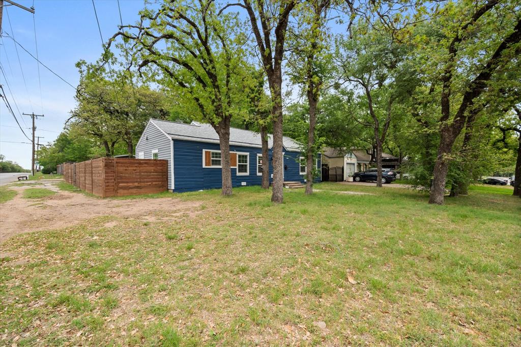 Beautifully Remodeled house on a corner lot in one of Fort Worth's most desirable neighborhoods. This house has fresh paint, stainless steel appliances, granite countertops and so much more!! The foundation has been repaired, new blinds installed on upgraded windows throughout. The roof and AC are a few years old. With a detached 2 car garage, and nice size family backyard this house has all you need to call home. Sold AS-IS