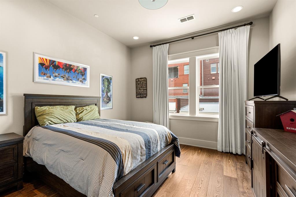 Garden District & Brownstone P - Residential