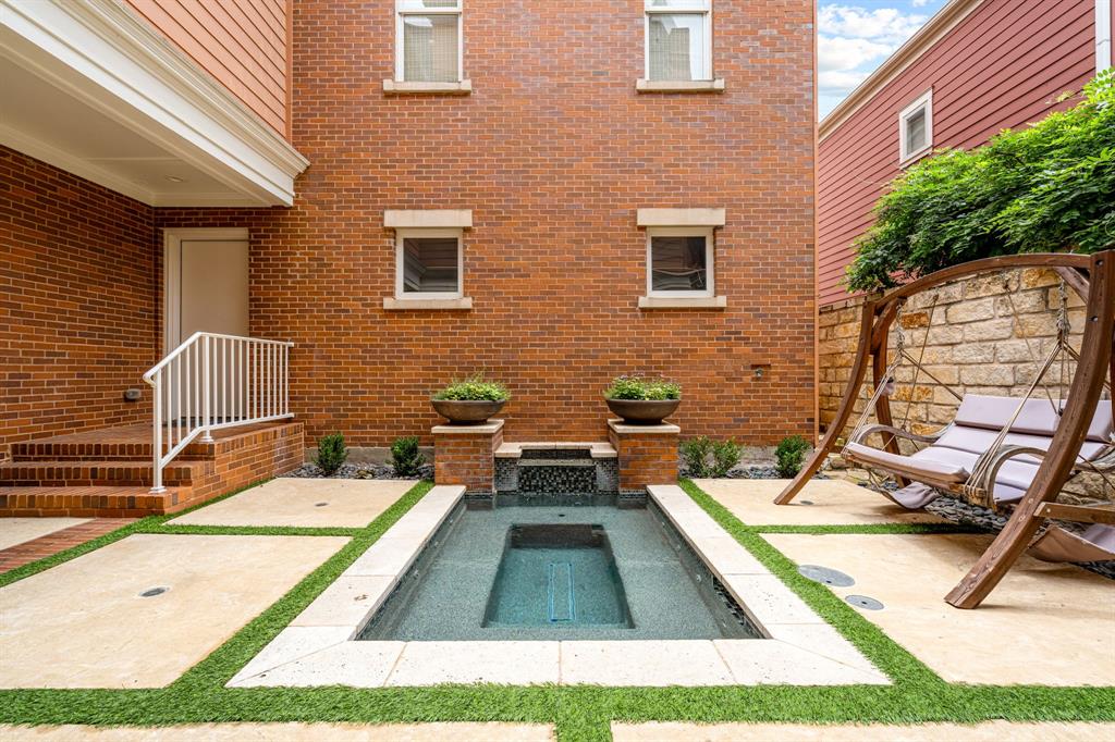Garden District & Brownstone P - Residential