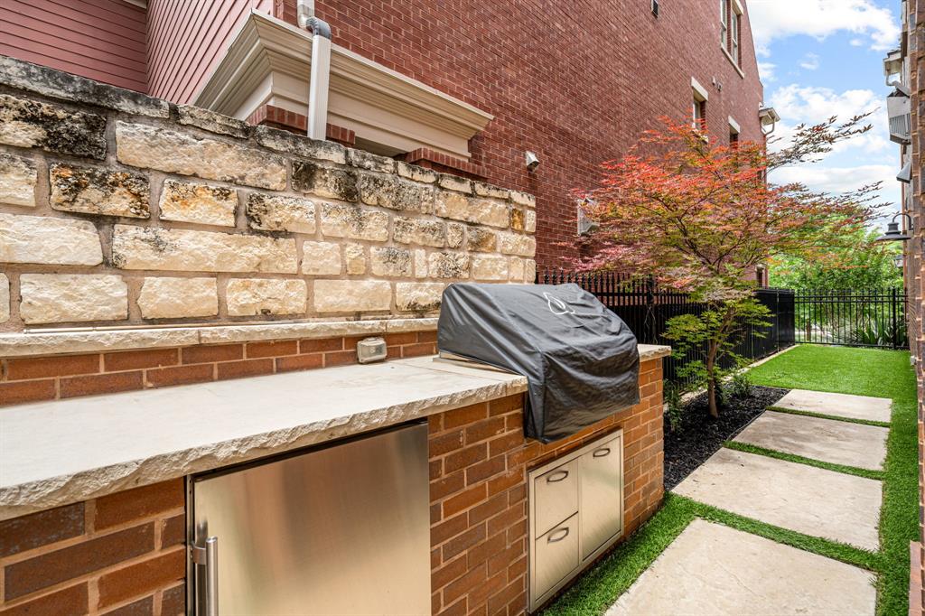 Garden District & Brownstone P - Residential