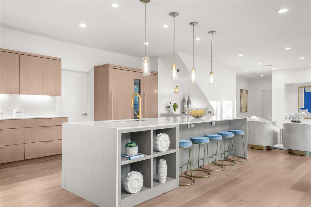 Janmar Circle NO9 - Residential